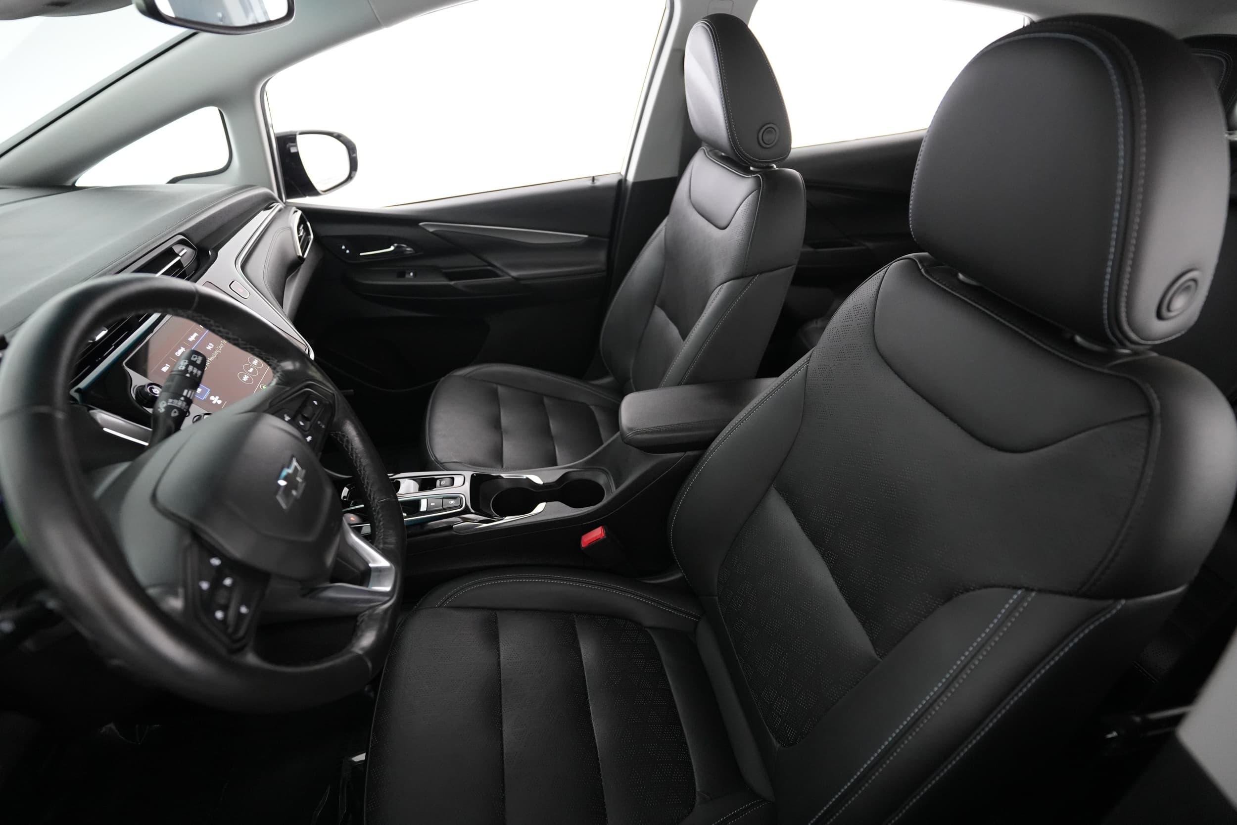 2022 Chevrolet Bolt EV interior