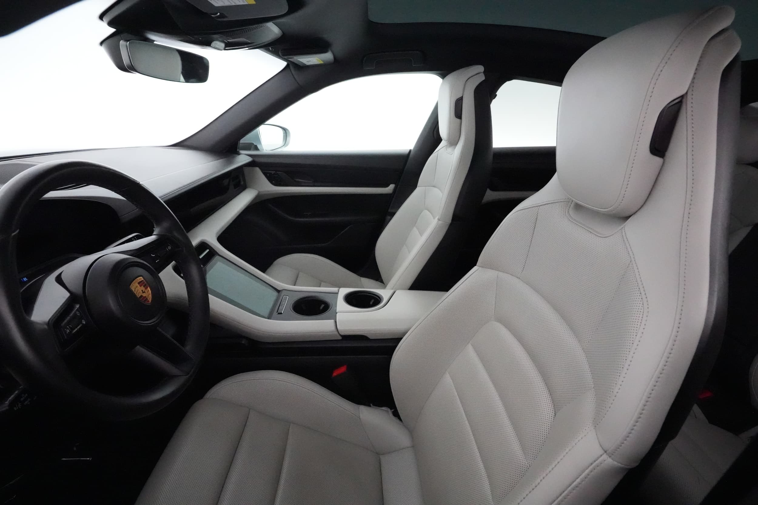 2020 Porsche Taycan interior