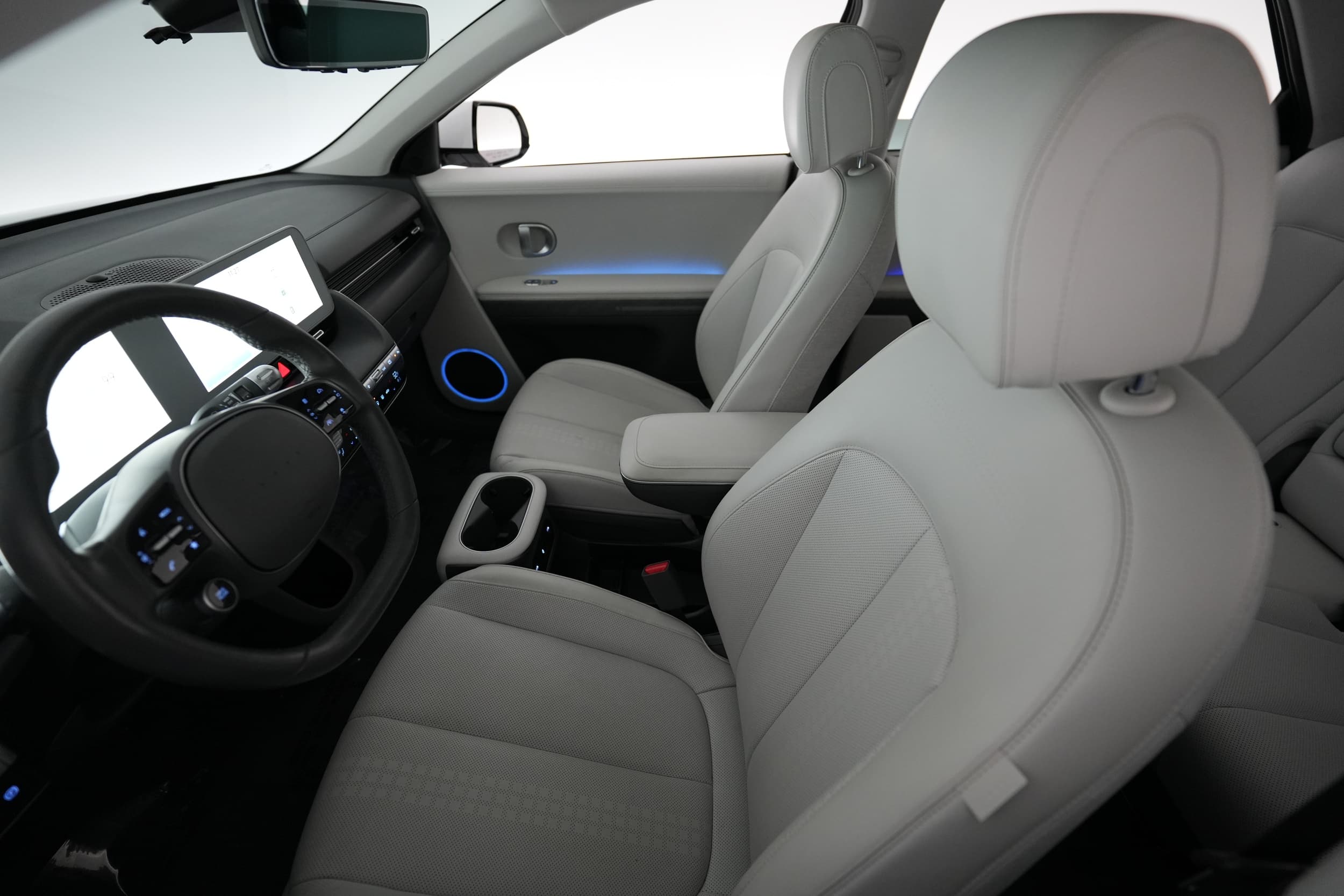 2024 Hyundai IONIQ 5 interior