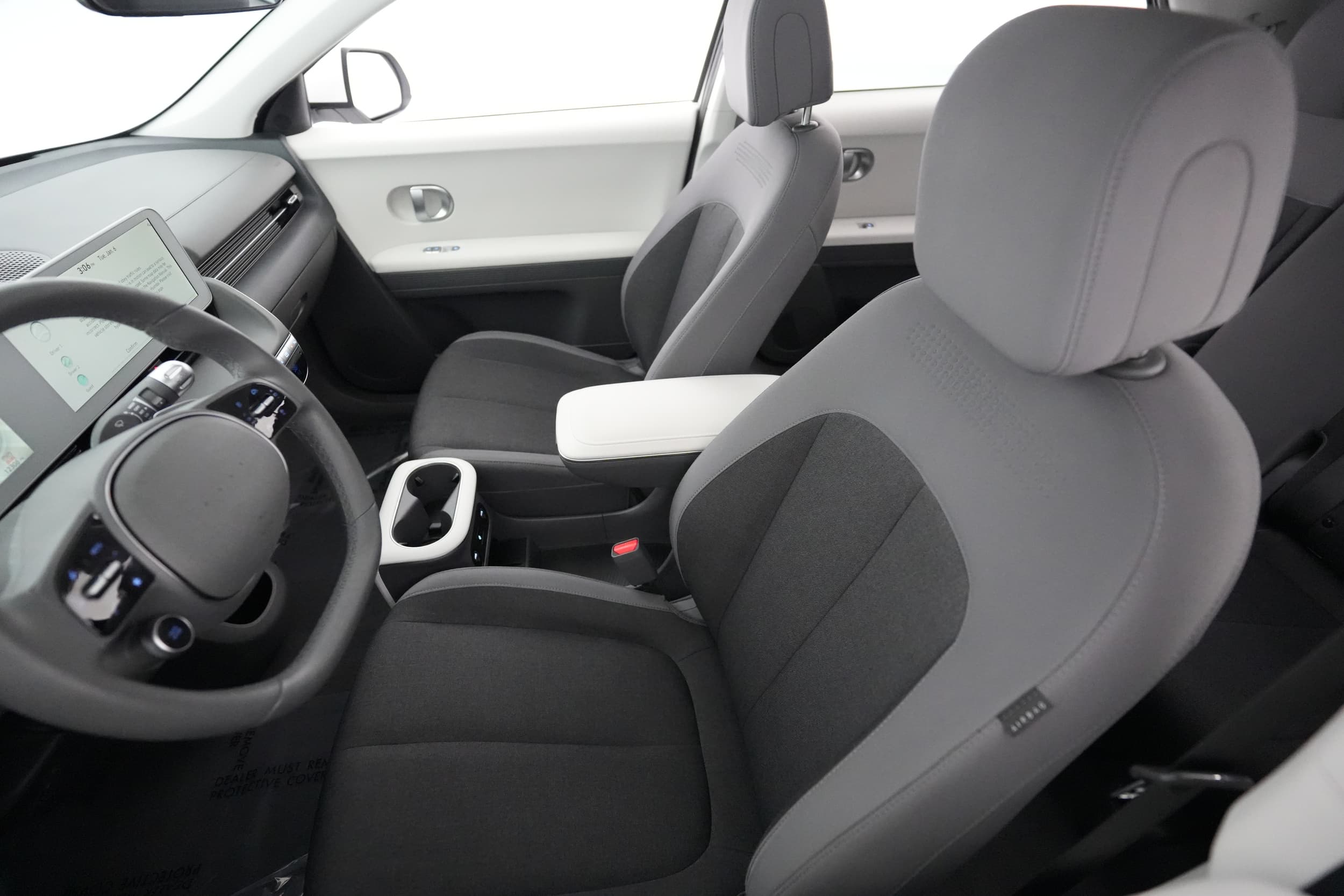 2024 Hyundai IONIQ 5 interior