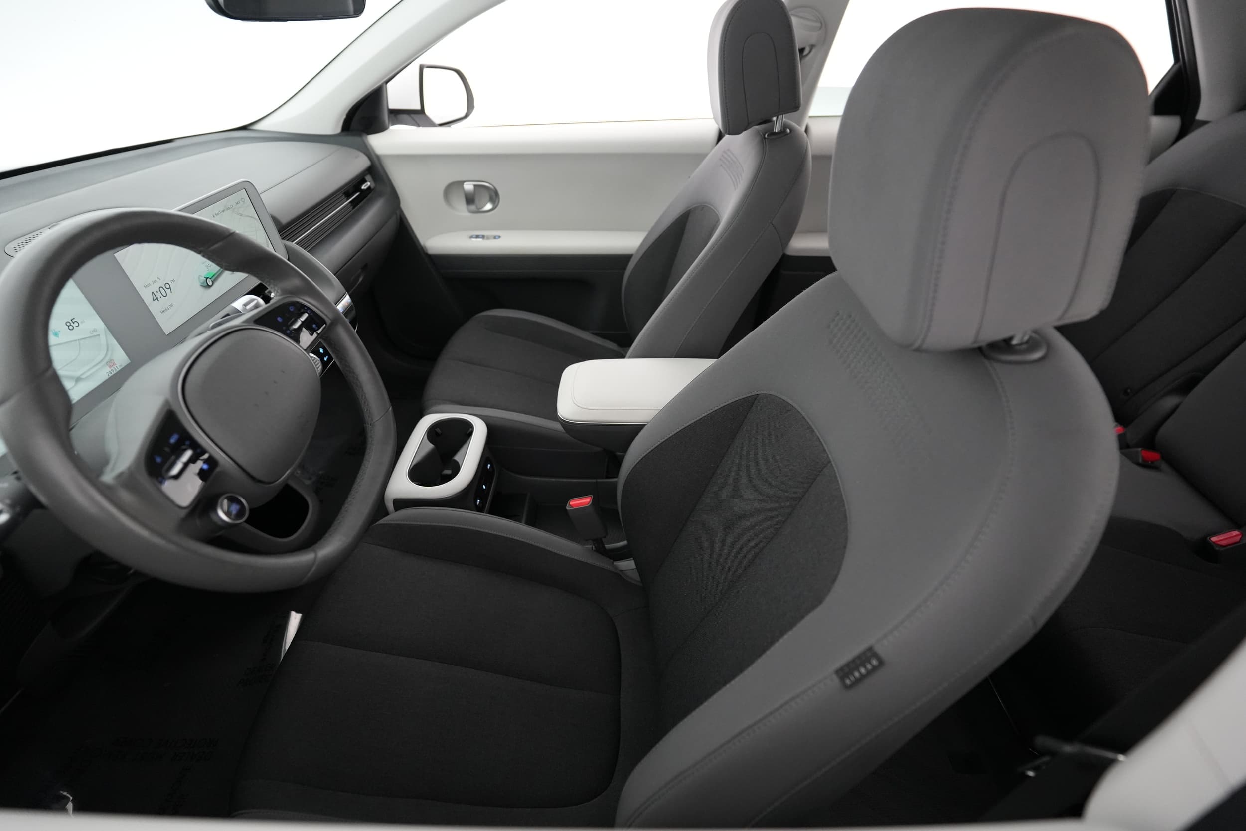2024 Hyundai IONIQ 5 interior