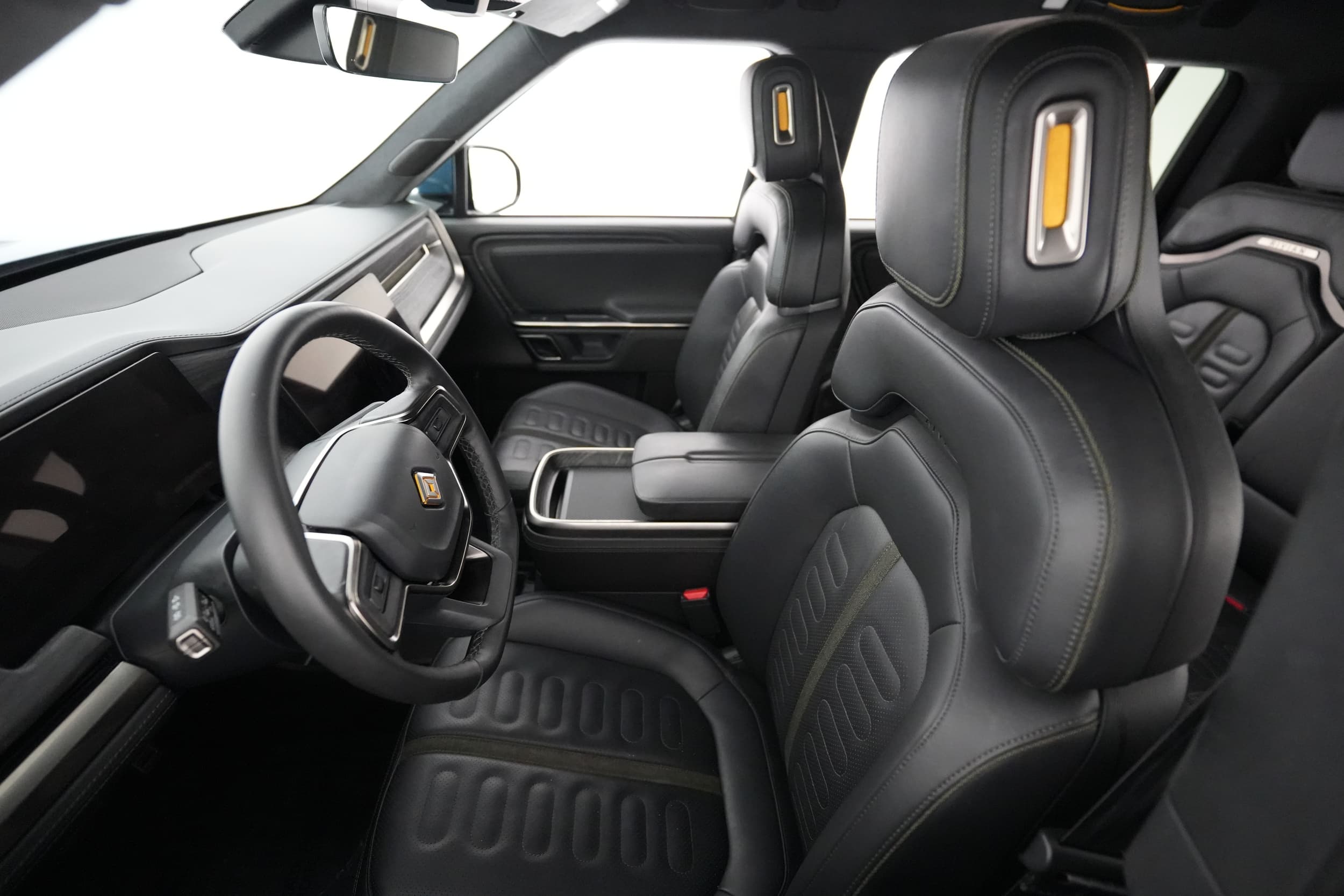 2023 Rivian R1S interior
