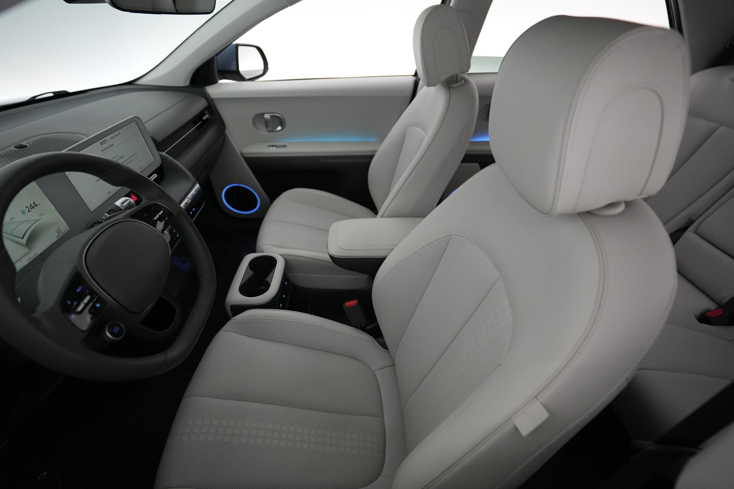 2023 Hyundai IONIQ 5 interior