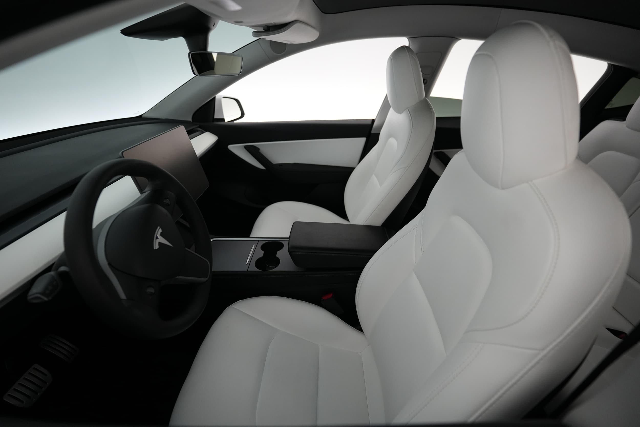 2021 Tesla Model Y interior