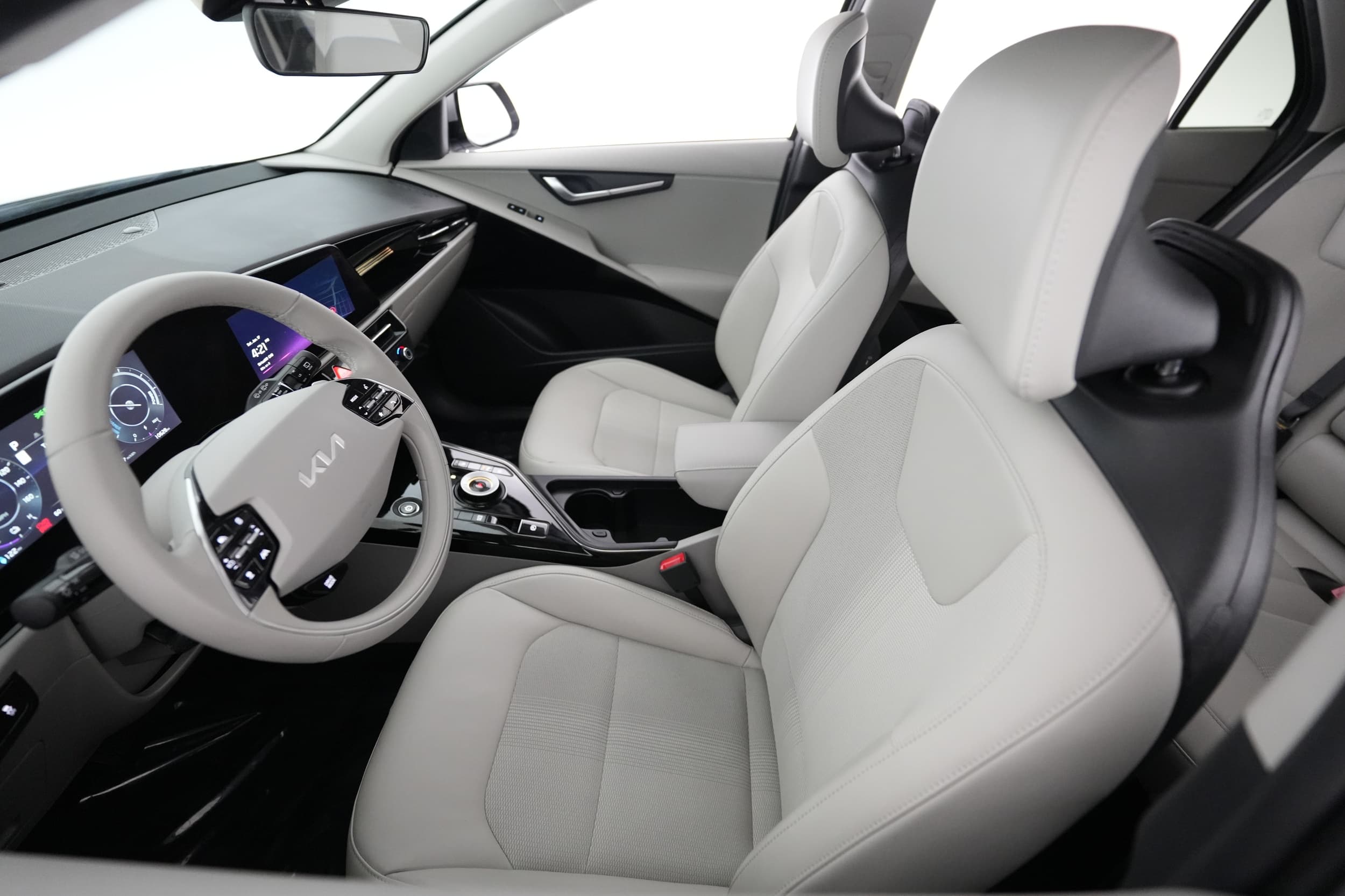 2023 Kia Niro EV interior
