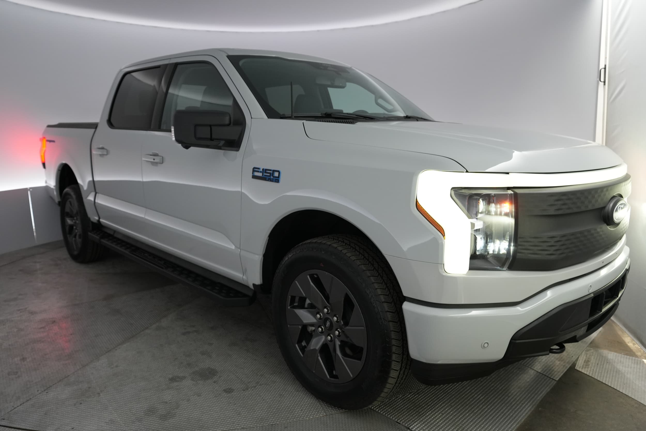 2024 Ford F-150 Lightning